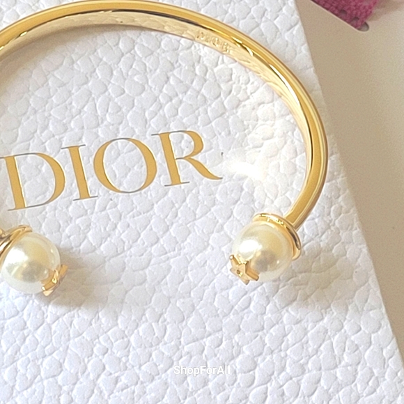 Christian Dior Logo Pearl Tribales Bracelet With Box - Picture 7 of 14